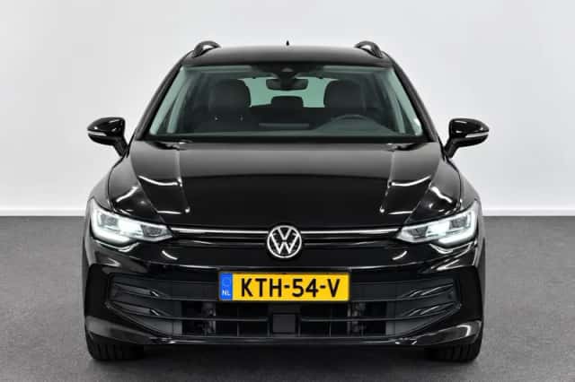 Volkswagen Golf (2025) thumbnail 6