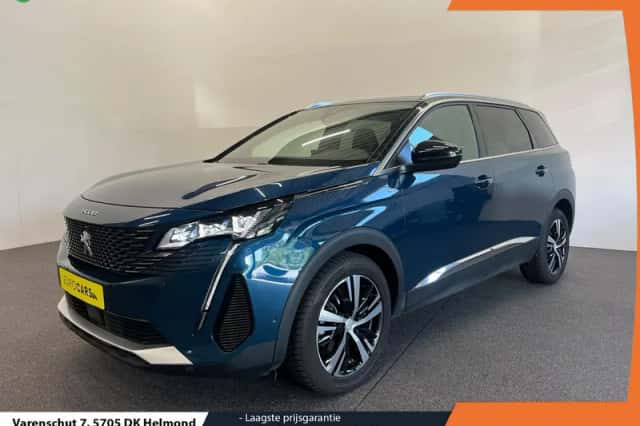 Peugeot 5008 (2023) thumbnail 1