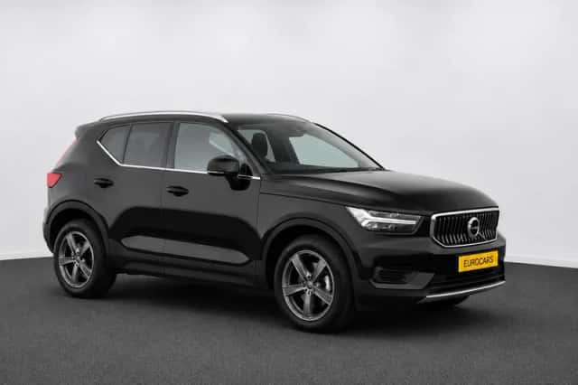 Volvo XC40 (2021) thumbnail 3