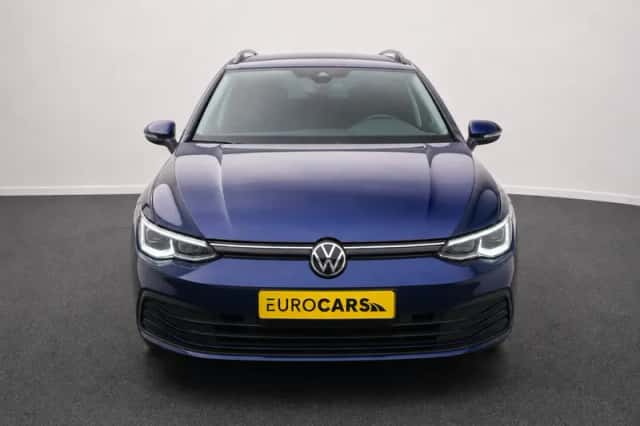 Volkswagen Golf (2024) thumbnail 2