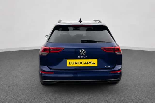 Volkswagen Golf (2024) thumbnail 4