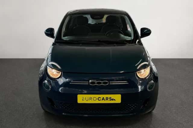 Fiat 500e (2023) thumbnail 2