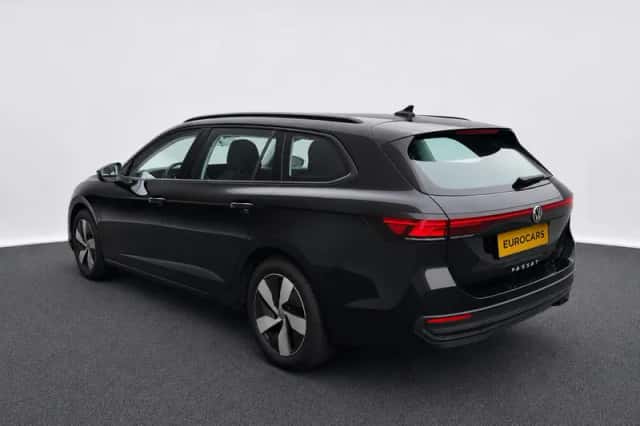 Volkswagen Passat (2025) thumbnail 6