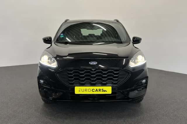 Ford Kuga (2023) thumbnail 2
