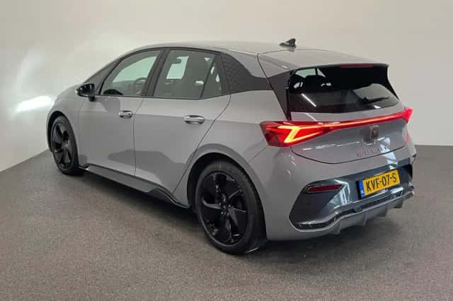 CUPRA Born (2024) thumbnail 6
