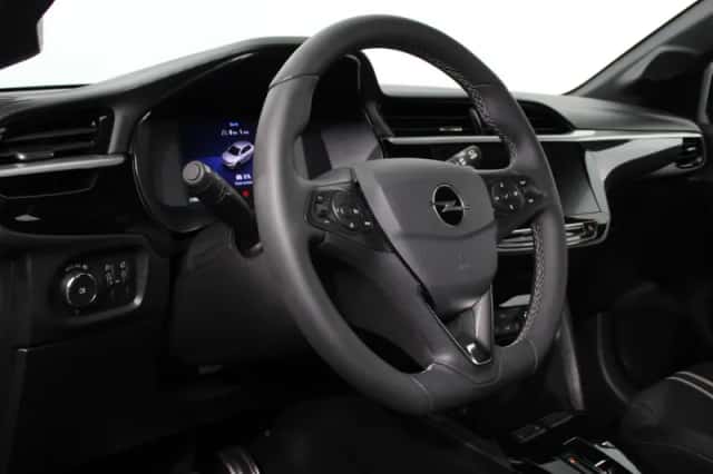 Opel Corsa (2024) thumbnail 2