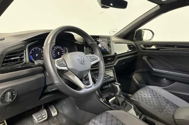 Volkswagen T-Roc (2025) thumbnail 2