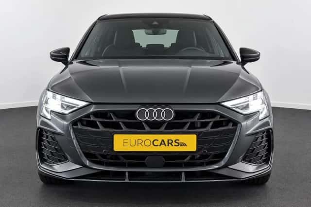 Audi A3 (2025) thumbnail 2