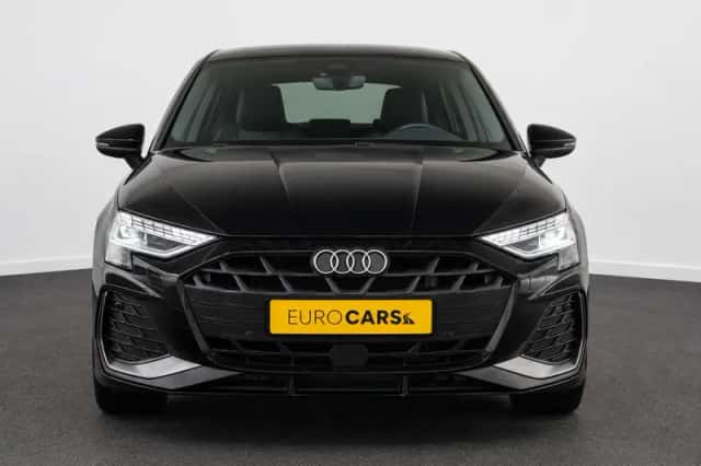 Audi A3 (2025) thumbnail 2