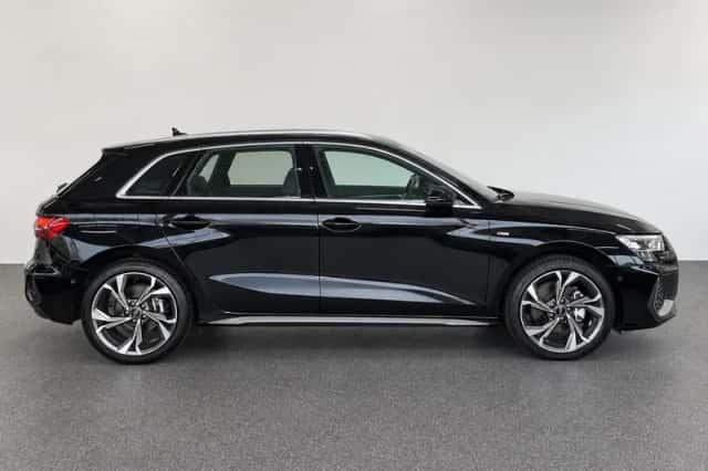 Audi A3 (2025) thumbnail 5