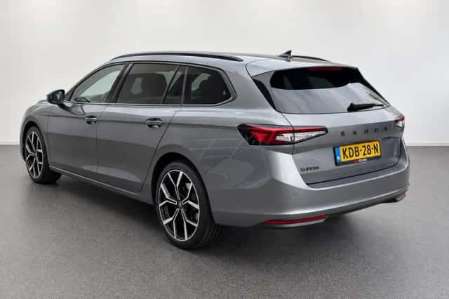 Škoda Superb (2025) thumbnail 6