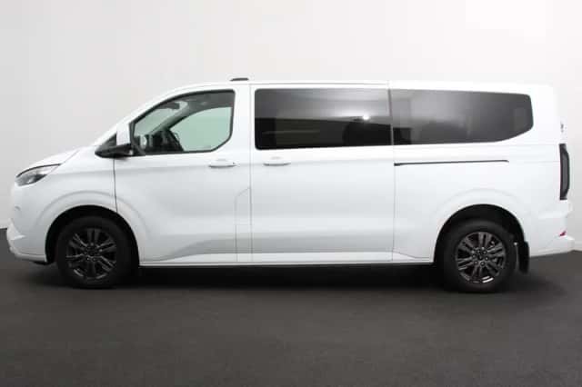 Ford Transit Custom (2025) thumbnail 6