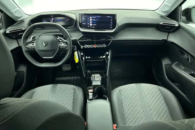 Peugeot 208 (2025) thumbnail 3