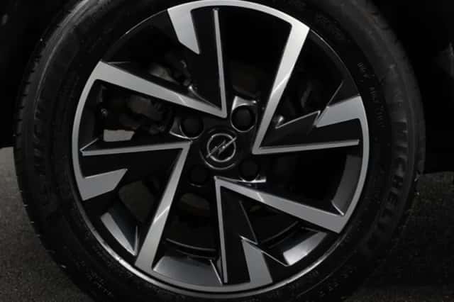 Opel Corsa (2024) thumbnail 4