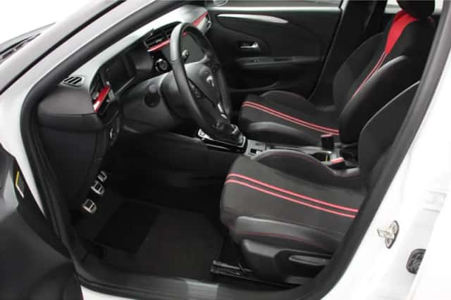 Opel Corsa (2023) thumbnail 2
