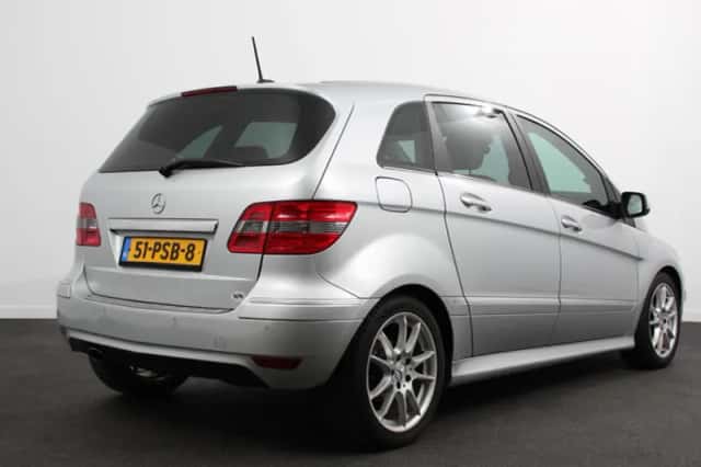 Mercedes-Benz B-Klasse (2011) thumbnail 5