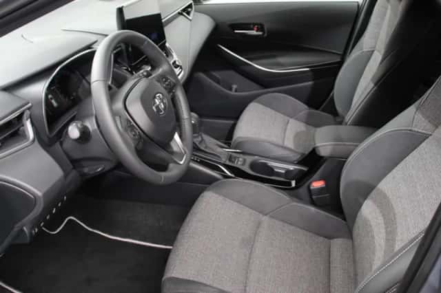 Toyota Corolla (2026) thumbnail 2