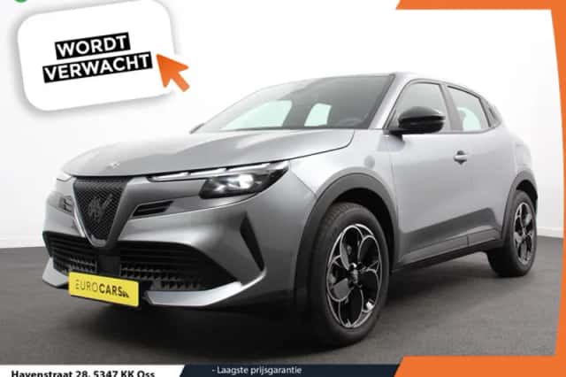 Alfa Romeo Junior (2025) thumbnail 1