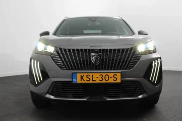 Peugeot e-2008 (2025) thumbnail 4