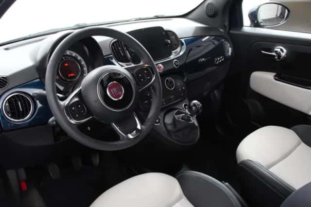 Fiat 500C (2023) thumbnail 2