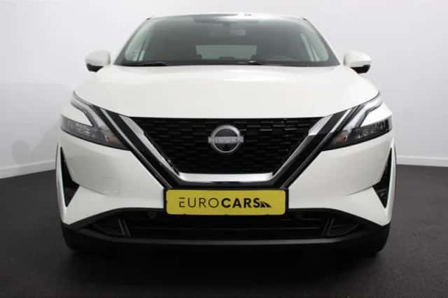 Nissan Qashqai (2023) thumbnail 4