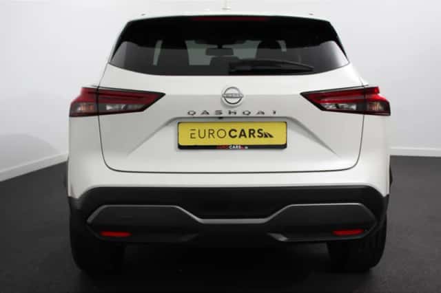 Nissan Qashqai (2023) thumbnail 5