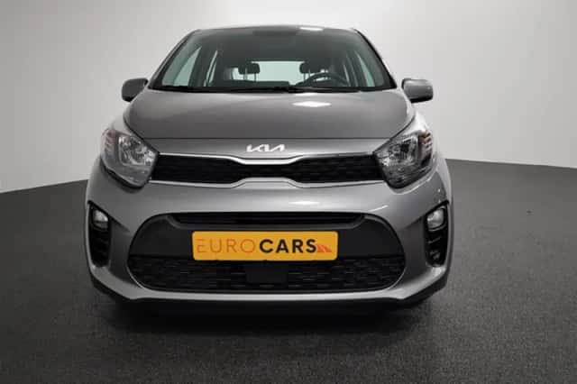Kia Picanto (2023) thumbnail 4