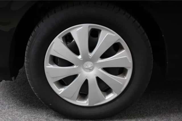 Peugeot 108 (2021) thumbnail 2