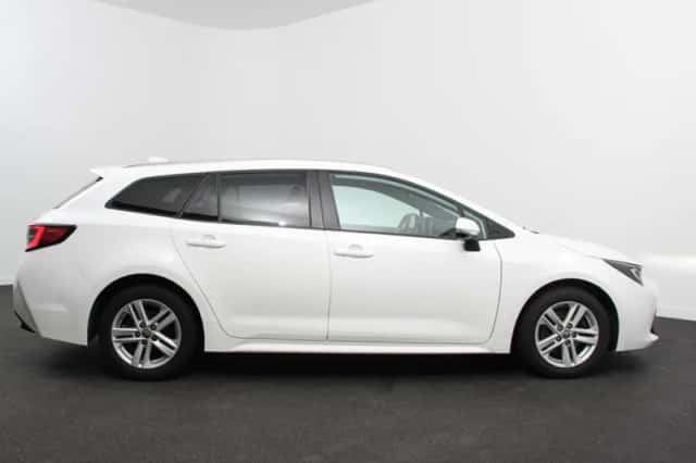Toyota Corolla (2022) thumbnail 5