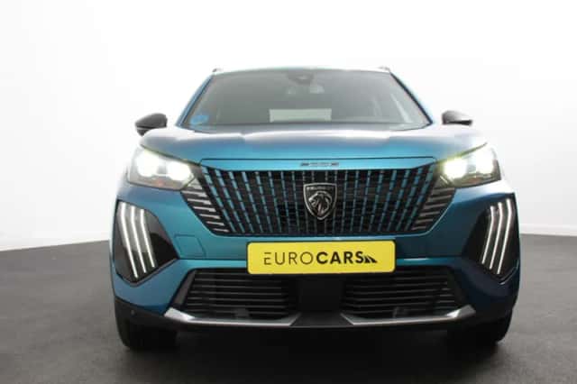 Peugeot e-2008 (2025) thumbnail 4