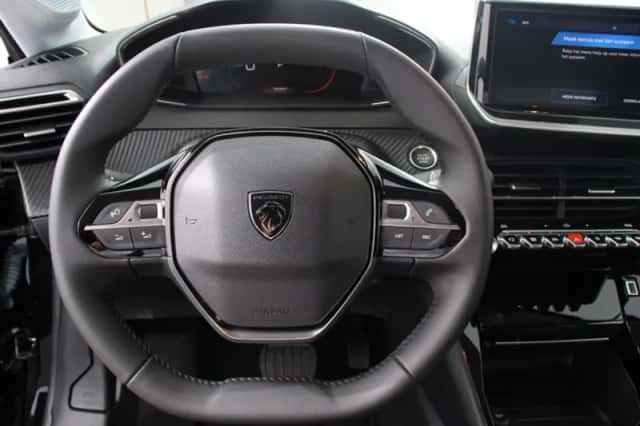 Peugeot e-208 (2026) thumbnail 2