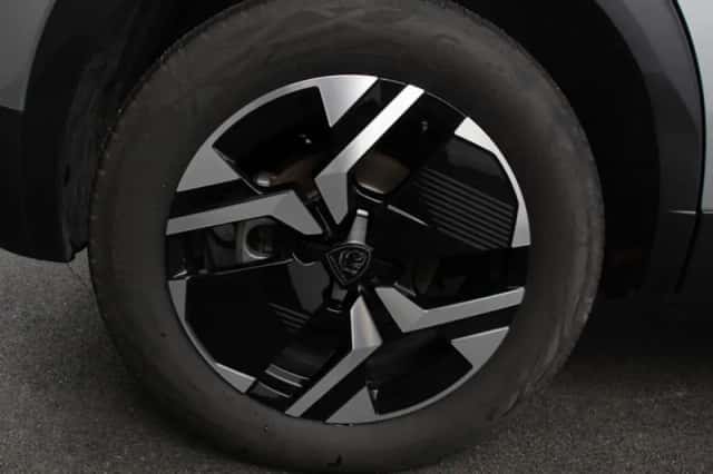 Peugeot e-2008 (2025) thumbnail 3