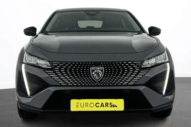 Peugeot 408 (2024) thumbnail 4
