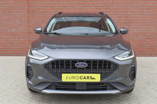 Ford Focus (2024) thumbnail 5