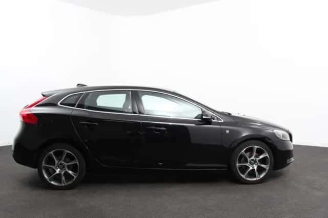 Volvo V40 (2016) thumbnail 5