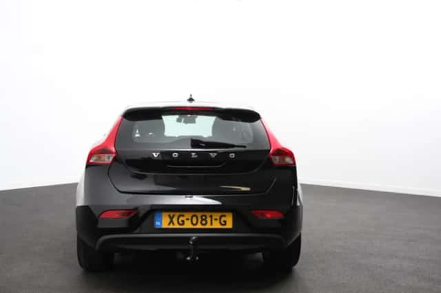 Volvo V40 (2016) thumbnail 6