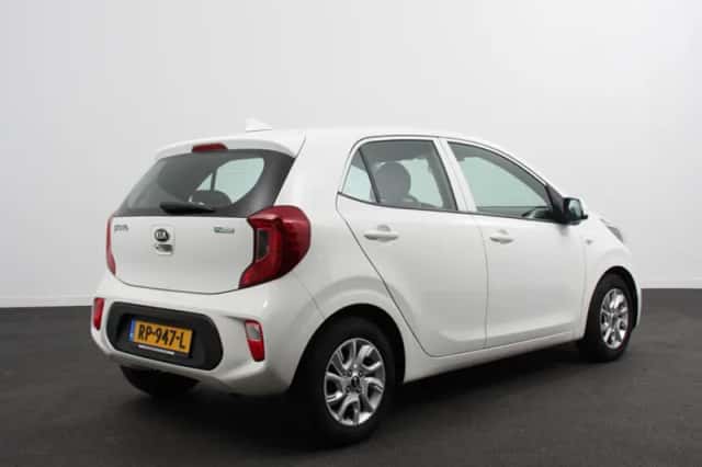Kia Picanto (2018) thumbnail 4