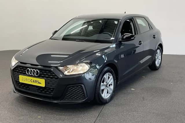Audi A1 (2023) thumbnail 2