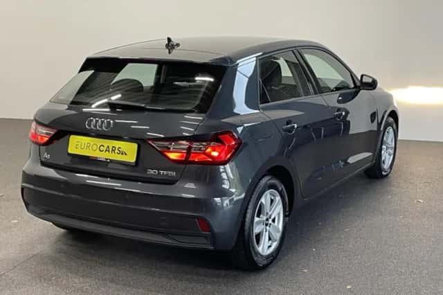 Audi A1 (2023) thumbnail 4