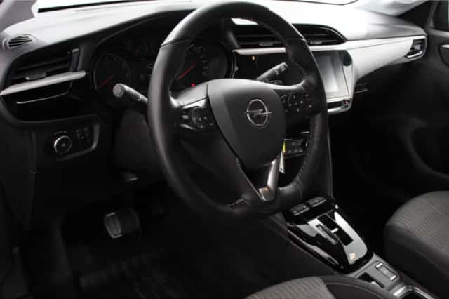 Opel Corsa (2023) thumbnail 2