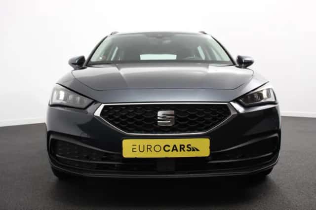 SEAT Leon (2021) thumbnail 4