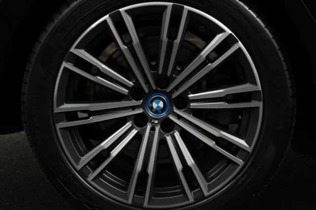 BMW 3-Serie (2022) thumbnail 4