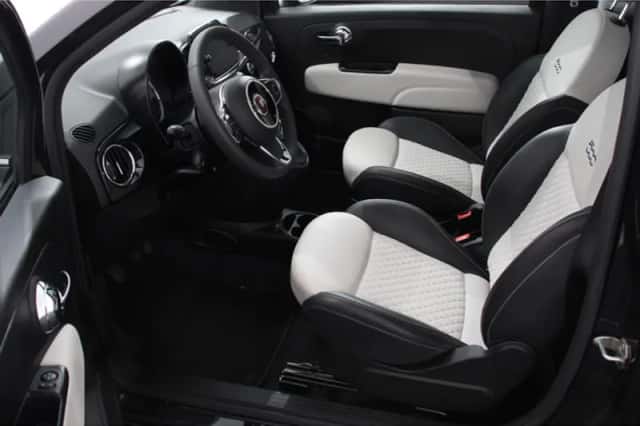 Fiat 500 (2021) thumbnail 2