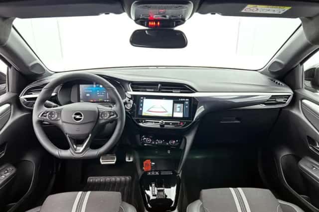 Opel Corsa (2025) thumbnail 2