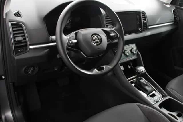 Škoda Karoq (2024) thumbnail 2