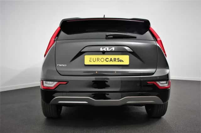 Kia Niro EV (2023) thumbnail 5