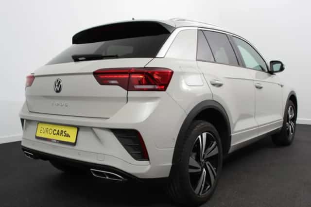 Volkswagen T-Roc (2024) thumbnail 4