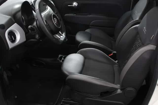 Fiat 500 (2021) thumbnail 2