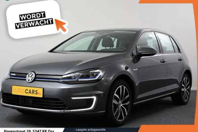 Volkswagen E-Golf (2019) thumbnail 1