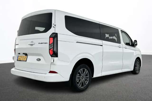 Ford Transit Custom (2025) thumbnail 4